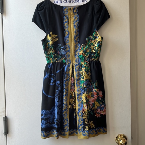 Tibi Baroque Scarf Cap Sleeve Dress - Picture 5 of 8